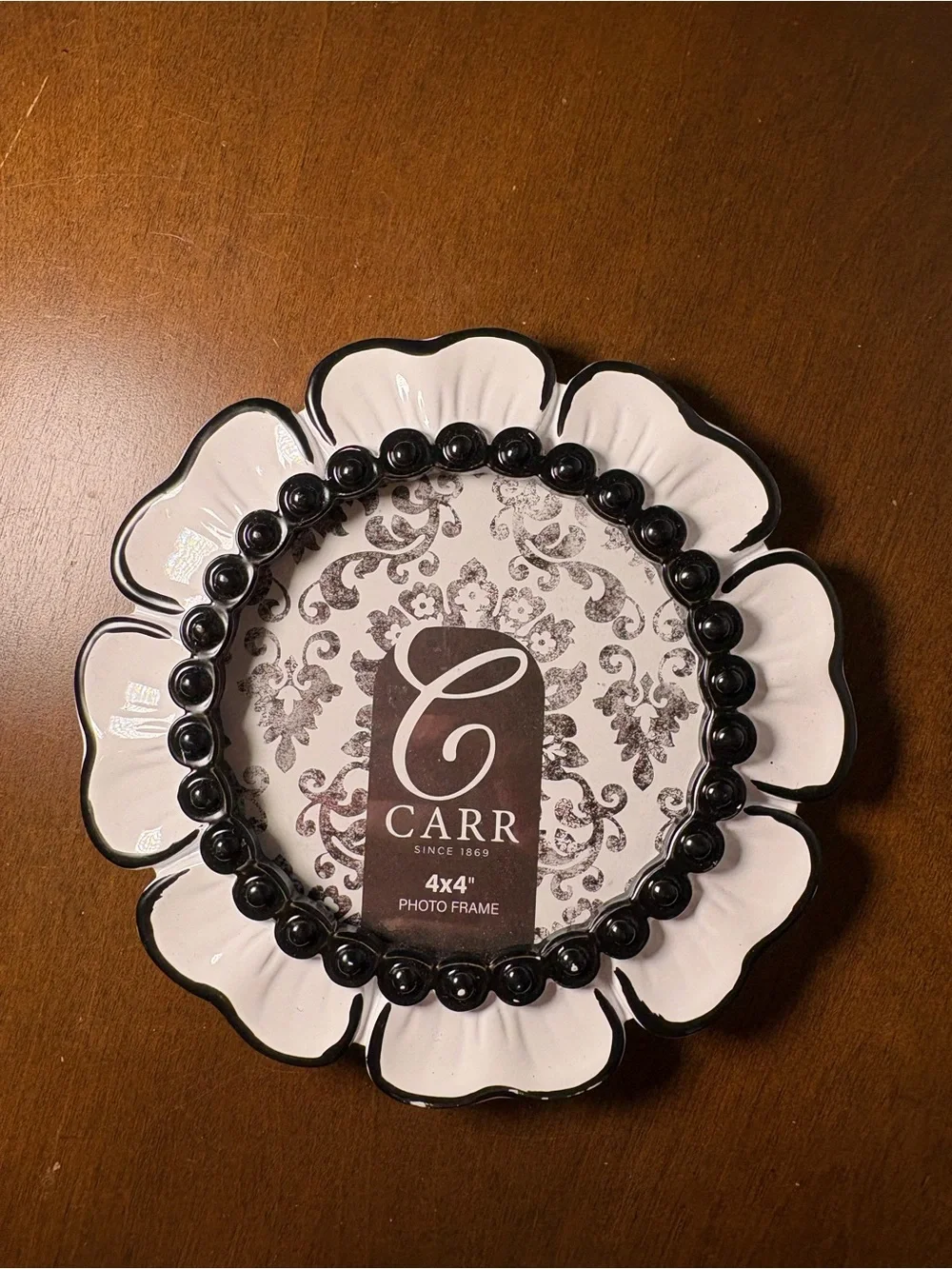 Carr Black and White Floral Scalloped 4x4 Photo Frame